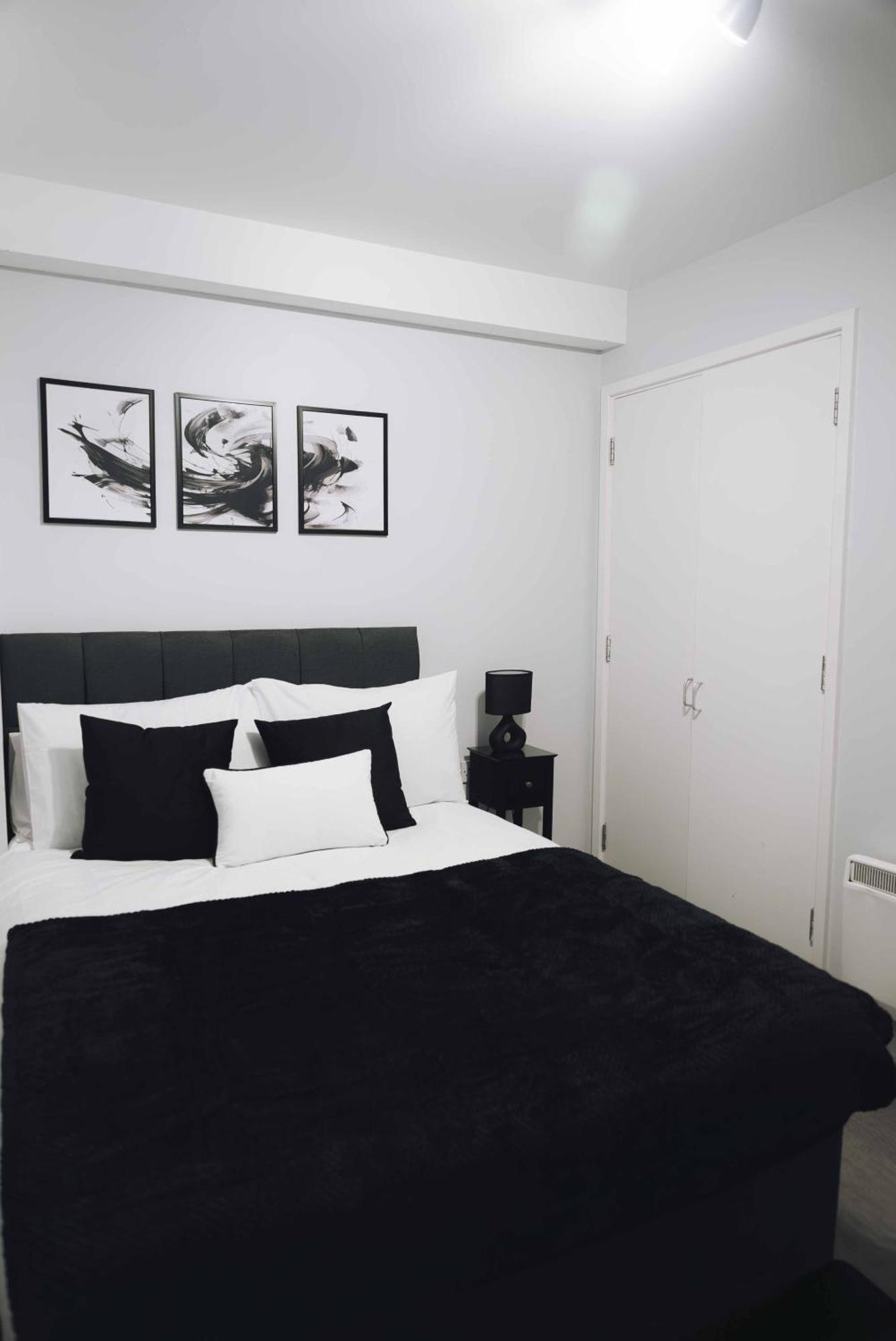 Stylish 2-Bed In Stratford Apartment London Bagian luar foto