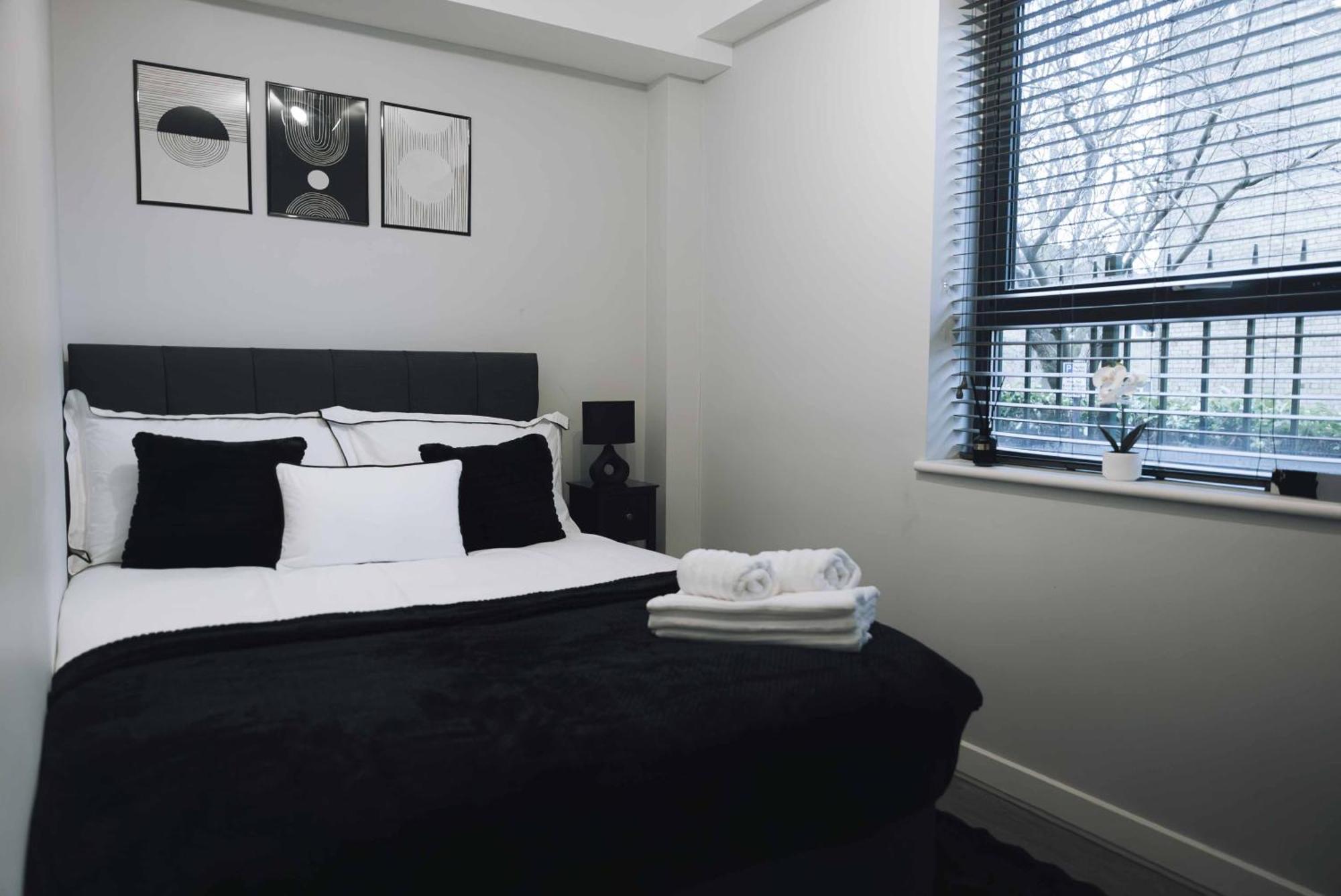 Stylish 2-Bed In Stratford Apartment London Bagian luar foto