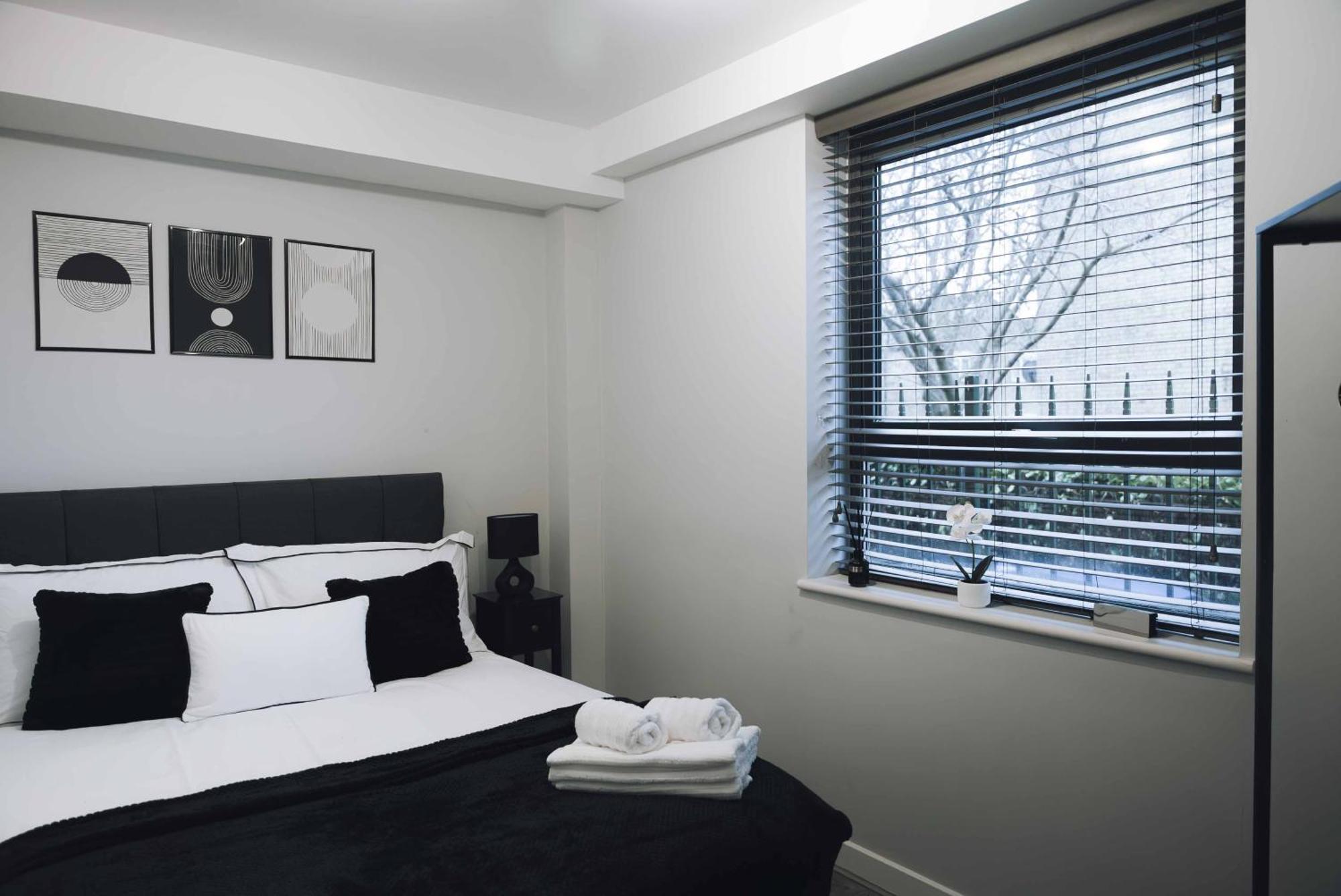 Stylish 2-Bed In Stratford Apartment London Bagian luar foto